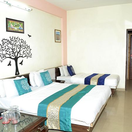 Hotel Neelkanth Residency Gandhinagar Dış mekan fotoğraf